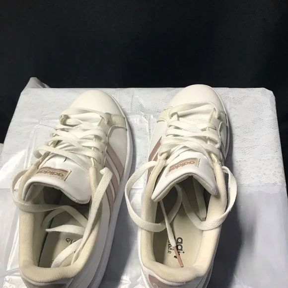 adidas Women's Sneakers in White and Pink - Picture 6 of 8